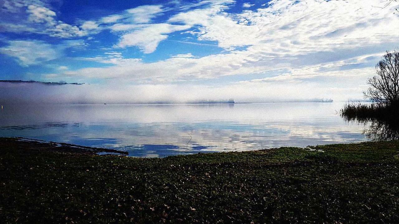 دورميلّيتّو Ritratto Sul Lago المظهر الخارجي الصورة